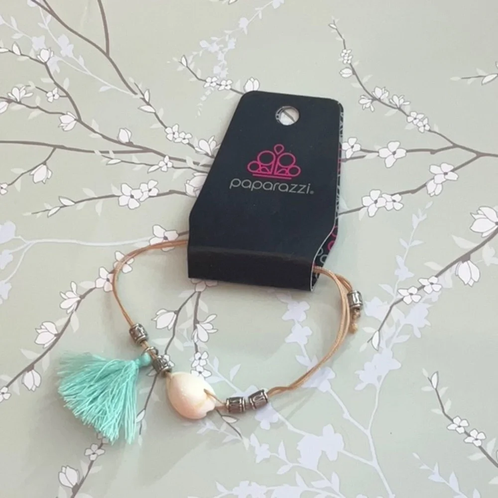 ❄️ Paparazzi | Bracelet with Mint Tassel Beach Bohemian